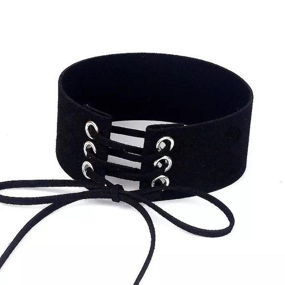 Gothic Suede Lace Up Choker Necklace Kardashian - Picture 11 of 16